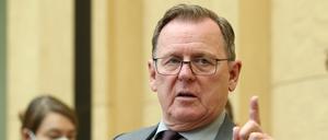 Bodo Ramelow (Linke) leitet im Bundesrat eine Debatte um das Energiesicherungsgesetz.