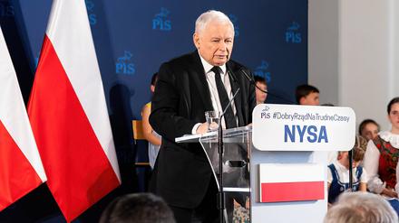 Polens Ex-Premier Kaczynski während eines Vortrags an der Hochschule in Nysa im September