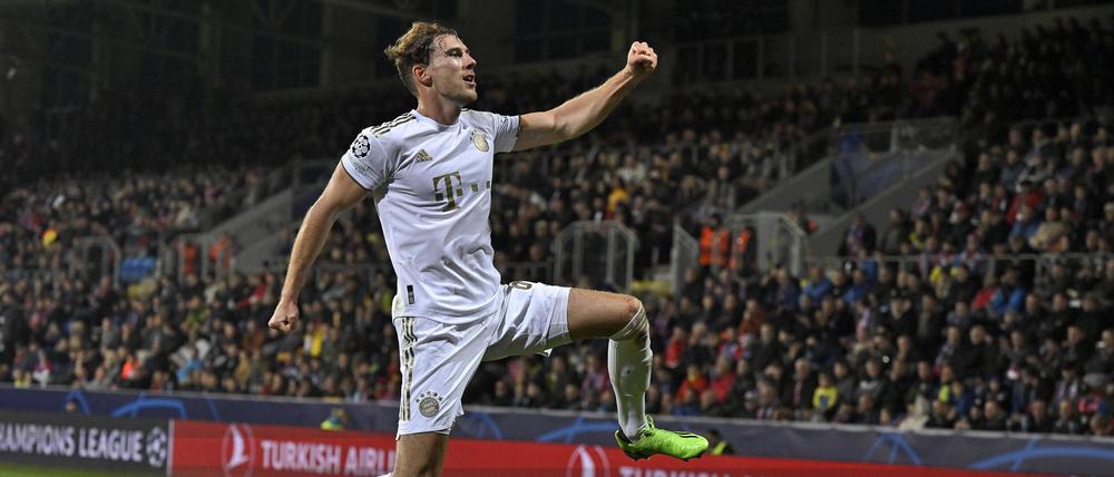 Leon Goretzka beim Torjubel in Pilsen.