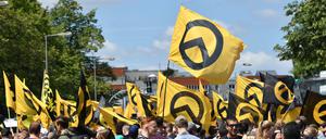 Anhänger der „Identitären Bewegung“ demonstrierten 2017 in Berlin. (Archivfoto)