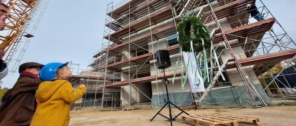 Richtfest bei der künftigen Kita am Bornstedter Feld.
