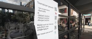 Das Gastgewerbe wirbt in Berlin-Brandenburg eher selten mit Anzeigen in Medien um Arbeitskräfte. 