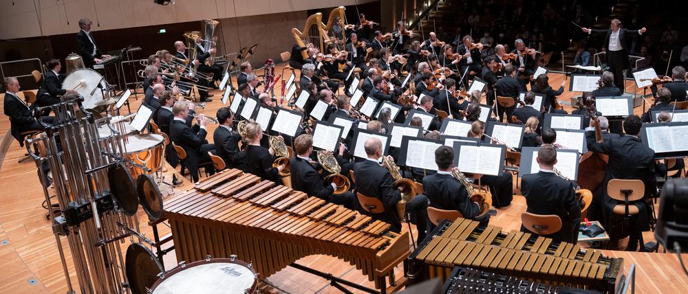 Die Berliner Philharmoniker und Daniel Harding am 13.10.2022