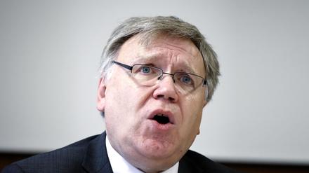 Berlins neuer Landeswahlleiter appelliert ans Verfassungsgericht, nicht zu hohe Anforderungen an die Wahlorganisation nicht zu stellen.