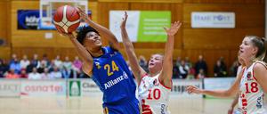 Albas Frauen, hier Deeshyra Thomas (l.), setzten sich knapp gegen Osnabrück durch.
