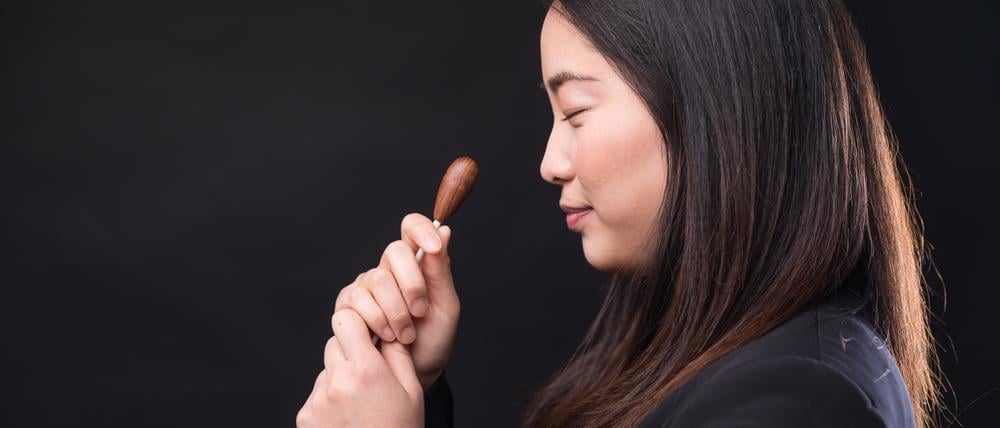 Holly Hyun Choe dirigiert an der Komischen Oper „Zu neuen Ufern“.