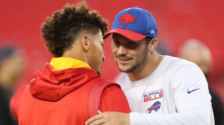 Mahomes (l.) und Allen haben großen Respekt füreinander.