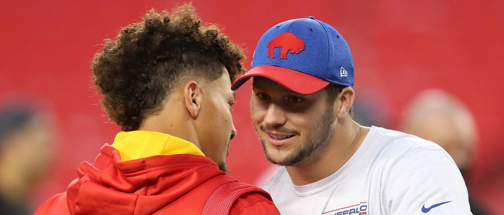 Mahomes (l.) und Allen haben großen Respekt füreinander.