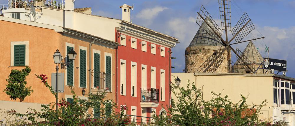 Das Viertel Es Jonquet liegt in der Nähe der Meerespromenade und des Hafens. Auch die Altstadt von Palma ist nur wenige Schritte entfernt – das zieht Touristen und Spekulanten gleichermaßen an.