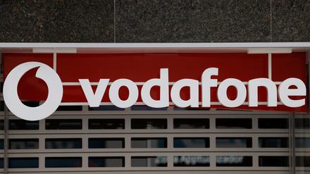 Der Datenbedarf steigt im Internetzeitalter rapide, eine stabile Übertragung ist für viele Menschen enorm wichtig. Glasfaser gilt dabei als Technologie der Zukunft. Mit einiger Verspätung nimmt nun auch Vodafone Kurs auf „Fiber to the Home“. (Symbolbild)