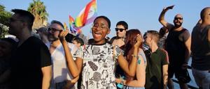 Gay-Pride-Marsch im italienischen Salerno in diesem Jahr. Die Community will gegen Rückschritte unter einer rechten Regierung kämpfen.