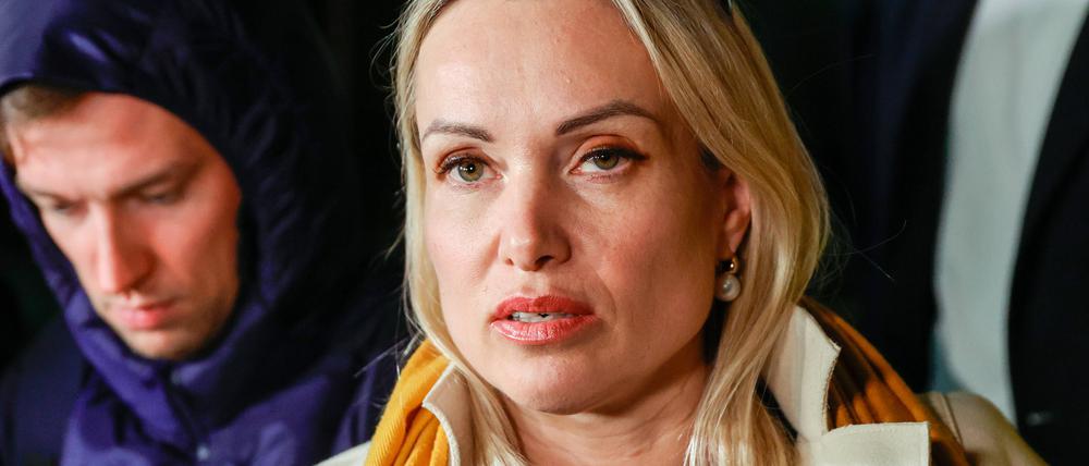 Während einer Live-Sendung hielt Marina Owsjannikowa ein Protestplakat in die Kamera.