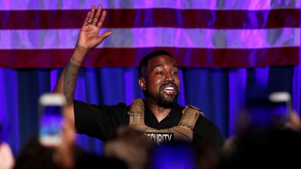 Der Rapper Kanye West will die rechte Online-Plattform Parler kaufen (Archivbild).