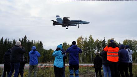 Ein finnischer F/A-18 Hornet Kampfjet bei der jährlichen Militärübung im September. (Archivbild)
