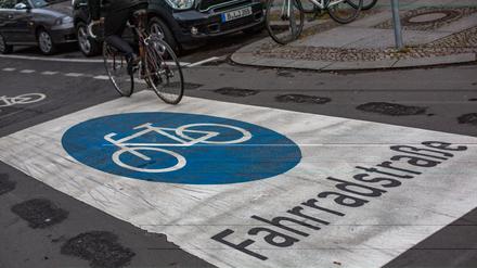 Mit dem Umbau der Charlottenstraße zur Fahrradstraße geht es auch bei einer der entscheidenden Voraussetzungen zur Umgestaltung der benachbarten autofreien Friedrichstraße zur Fußgängerzone voran.