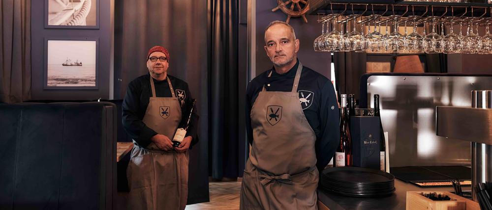 Erik Arndt und Marc Burow vom Team des neuen Restaurants „Fischer & Lustig“