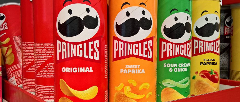 Pringles Chips im Supermarkt.