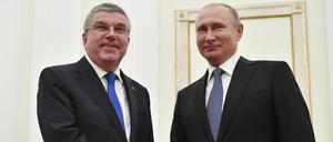 Thomas Bach (l.) und Wladimir Putin (r) pflegten eine enge Beziehung.