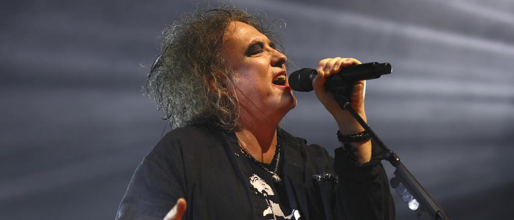 Robert Smith von The Cure live in der Benz-Arena. 