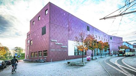 Stadt Frankfurt Oder im Bundesland Brandenburg: Europa Universität Viadrina , Gräfin Dönhoff Gebäude Frankfurt Oder FFO  City of Frankfurt Oder in the Federal State of Brandenburg Europe University Viadrina , Countess Dönhoff Building Frankfurt Oder FFO 