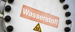 Enertrag erzeugt Strom und Wärme aus erneuerbaren Quellen. Das brandenburgische Energieunternehmen treibt derzeit seine Planungen für den Aufbau einer Wasserstoff-Anlage auf dem Gelände der Ölfraffinerie PCK in Schwedt voran.