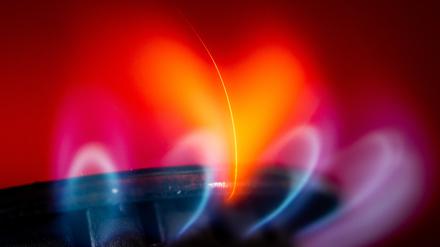 Die Flamme eines Gasherdes. 