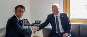 Emmanuel Macron und Olaf Scholz bei einem EU-Treffen.