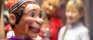 Hohe Kunst. Das „Kaspertheater als Spielprinzip“ steht sogar auf der Liste des Immateriellen Kulturerbes der Unesco.