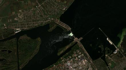 Ein Satellitenbild zeigt die Lage des Kakhovka-Staudamms und die umliegende Region in der Oblast Kherson, Ukraine, 18. Oktober 2022.
