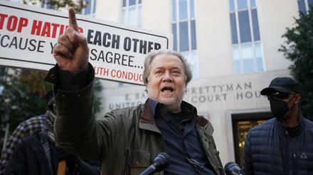 Steve Bannon