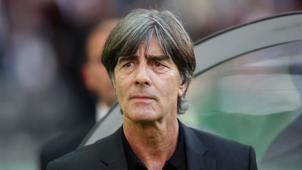 Der ehemalige Bundestrainer Joachim Löw vor dem Spiel. (Archiv)