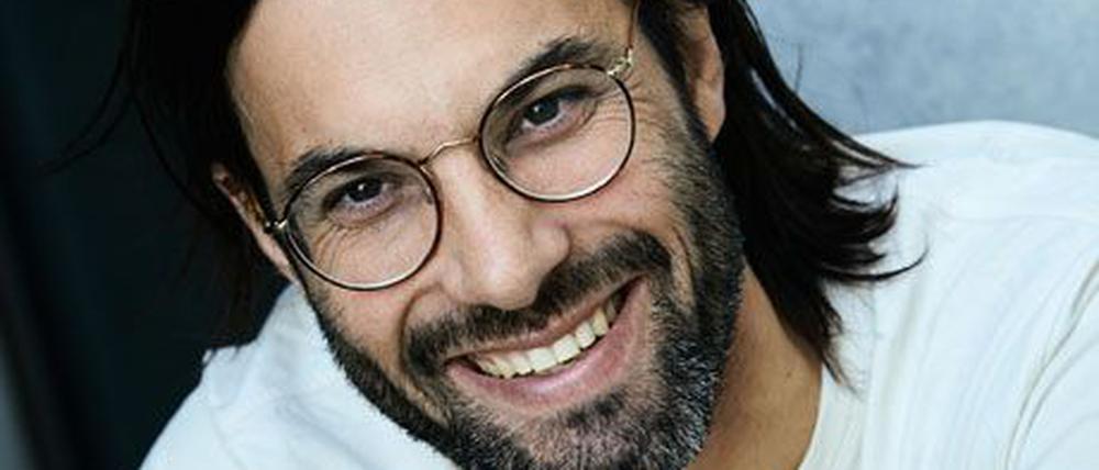 Max Simonischek las aus dem Buch von Julian Barnes