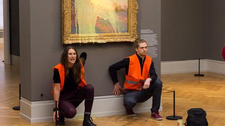 Klimaaktivisten attackieren Monet-Gemälde in Potsdam. Foto: AFP