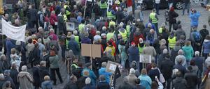 Archivbild: Bereits vor zwei Wochen hatten rund 2000 Menschen in Frankfurt (Oder) demonstriert.