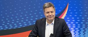 Robert Habeck, Bundeswirtschaftsminister, auf dem Podium während einer Diskussionsrunde zum 5. Deutsch-Ukrainisches Wirtschaftsforum in Berlin. (Archiv)