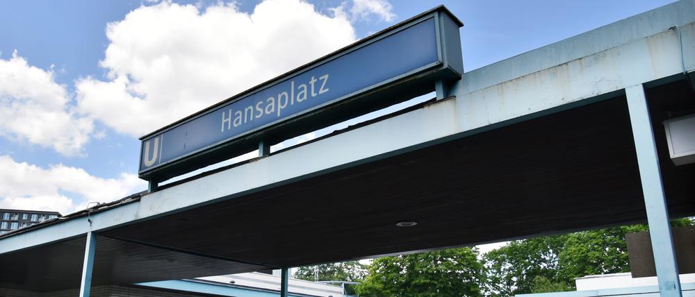 Der Vorfall soll sich am U-Bahnhof Hansaplatz im Hansaviertel eignet haben. Im Raum steht der Verdacht einer Körperverletzung im Amt.