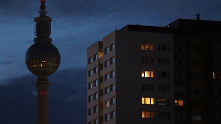 In der Nacht von Samstag auf Sonntag werden die Uhren um eine Stunde zurückgestellt. Die Winterzeit oder Normalzeit in Deutschland beginnt.