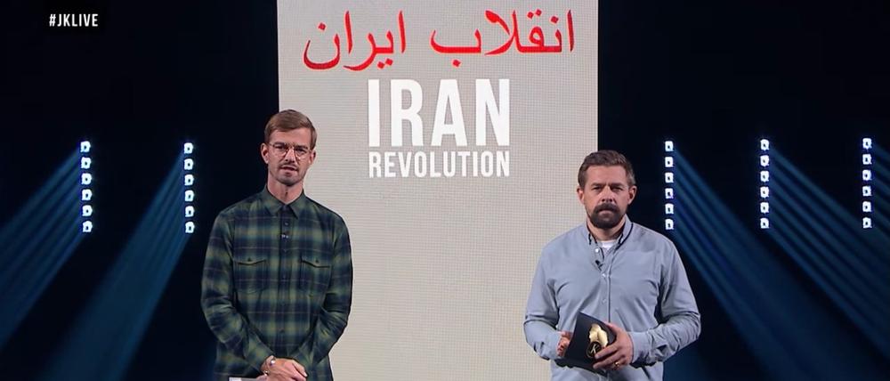 Joko Winterscheidt und Klaas Heufer-Umlauf widmen ihre Sendung am 26.10.22 den Protesten im Iran.