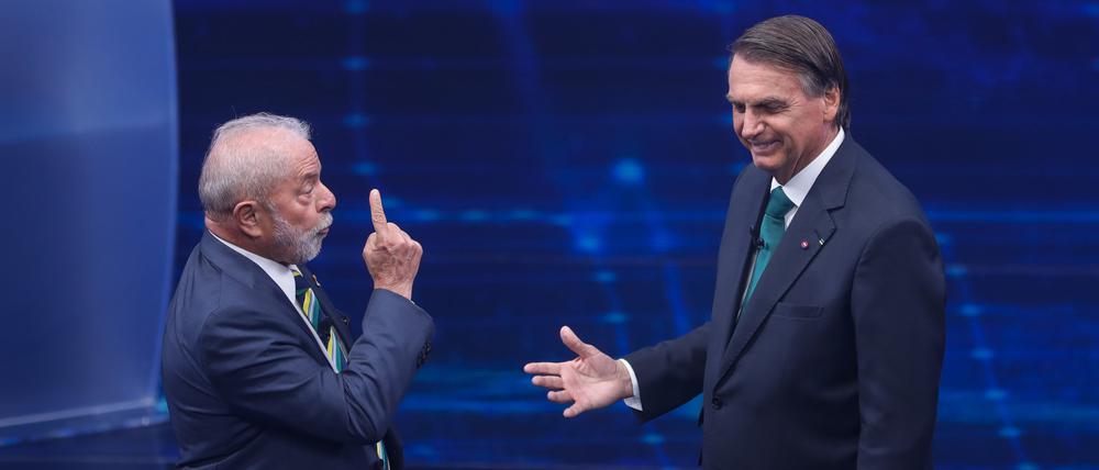 Politisch verfeindet: Brasiliens Präsident Luiz Inacio Lula da Silva (kurz: Lula, l.) und sein Vorgänger Jair Bolsonaro (Archivbild)
