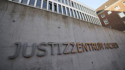 Das Justizzentrum mit Landgericht und Amtsgericht in Aachen. 