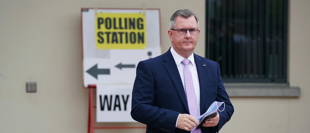 DUP-Chef Jeffrey Donaldson darf dieses Jahr noch einmal zur Wahlurne.