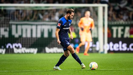 Lucas Tousart von Hertha BSC während des Spiels zwischen dem SV Werder Bremen gegen Hertha BSC am 28.10.2022 in Bremen, Deutschland. (Foto von Jan-Philipp Burmann/City-Press GmbH)