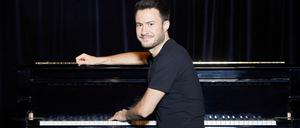 Florian Wagner in der Bar jeder Vernunft