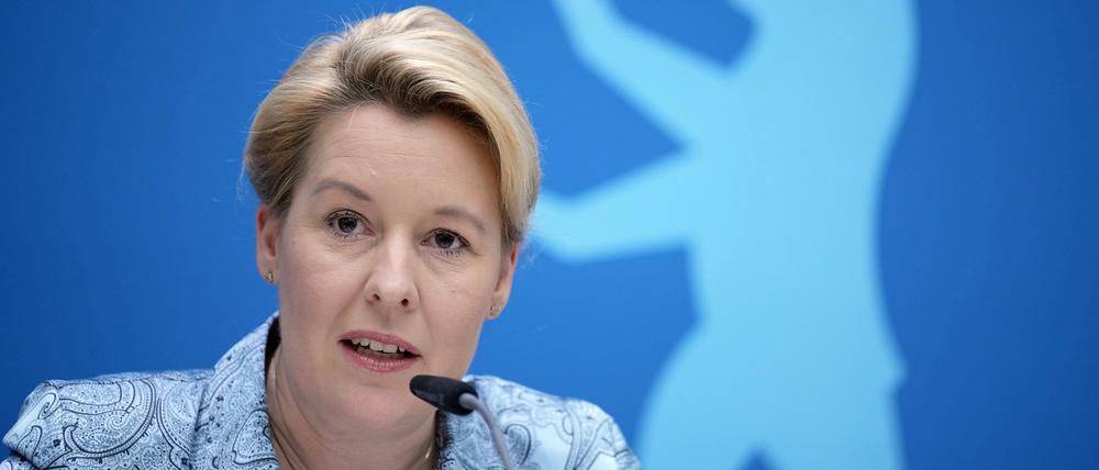Die Zufriedenheit mit der Arbeit von Berlins Regierender Bürgermeisterin Franziska Giffey (SPD) ist einer Umfrage zufolge gestiegen.