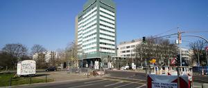  27.03.2020,Berlin,Deutschland,GER,die Stadt in Zeiten der Corona Pandemie, Investitionsbank Berlin IBB Hauptsitz Bundesallee im Bezirk Wilmersdorf *** 27 03 2020,Berlin,Germany,GER,the city in times of the corona pandemic, Investitionsbank Berlin IBB Headquarters Bundesallee in the district of Wilmersdorf