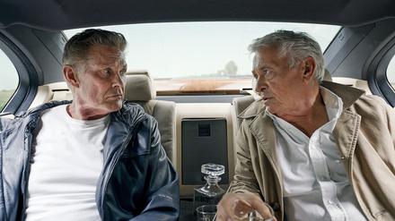 The Hoff träumt von ernsthaften Rollen, gerät statt dessen mit Henry Hübchen in eine fulminante Agenten-Komödie. 
