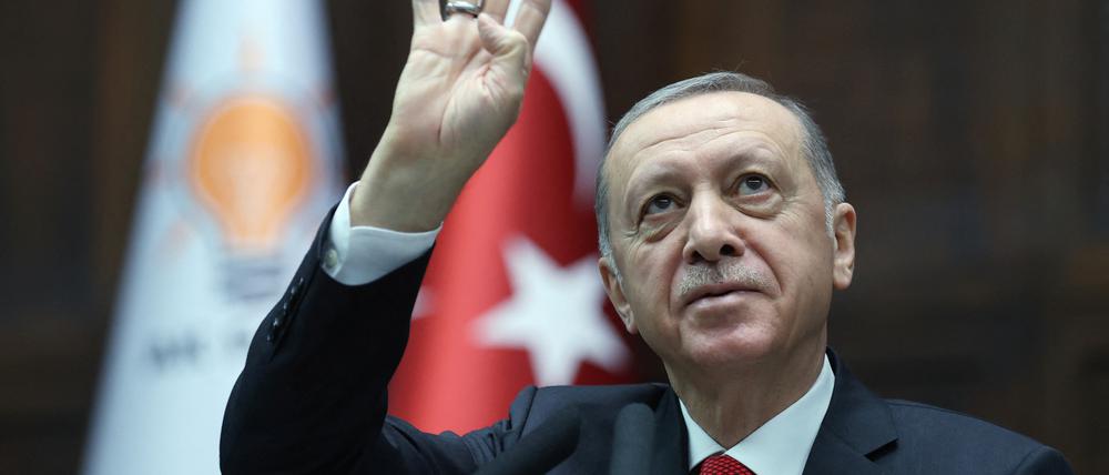 Der türkische Präsident Erdogan im Parlament