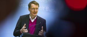 Karl Lauterbach auf einer Pressekonferenz.
