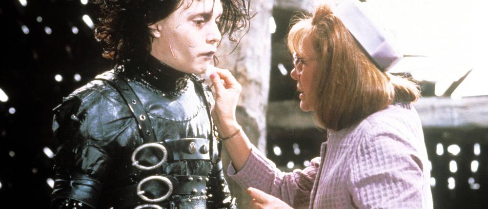 Johnny Depp spielt Edward mit den Scherenhänden