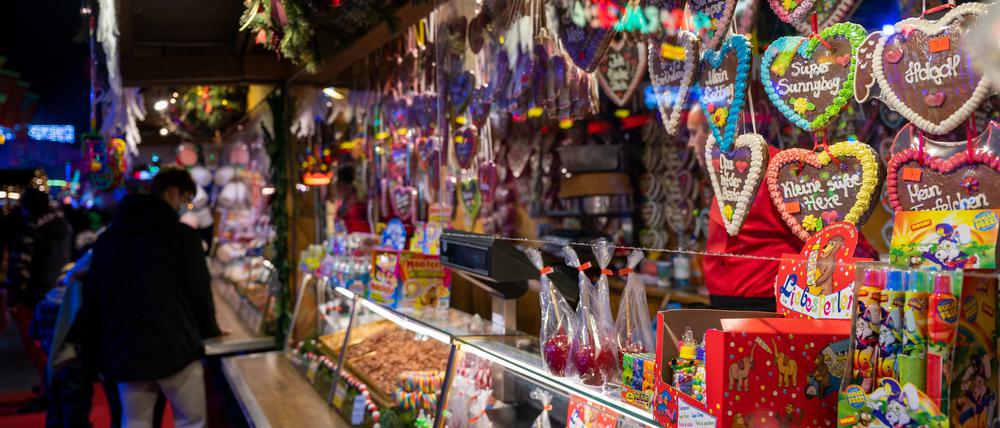 Diesen Freitag eröffnet der Weihnachtsmarkt „Winterzauber“ auf der Frankfurter Allee in Lichtenberg.